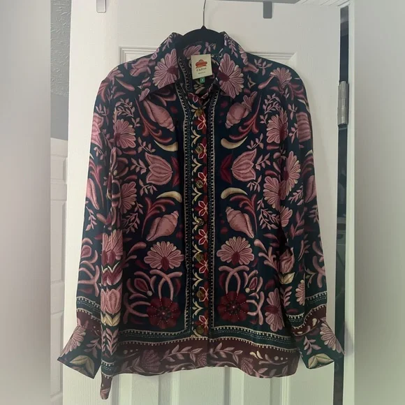 Farm Rio Shell Tapestry Button Down - Picture 4 of 6